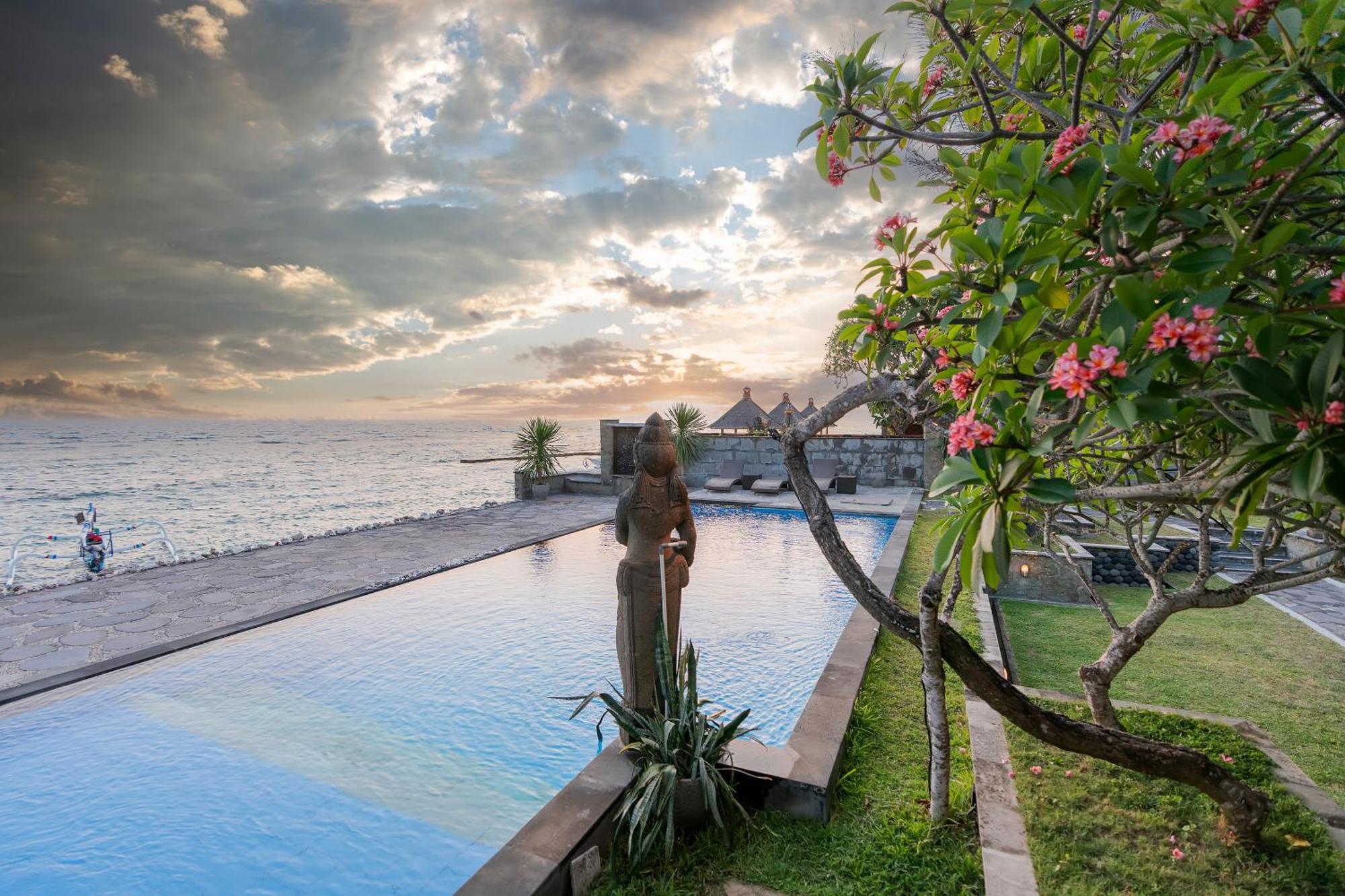 Candidasa Ganesh Beach Hotel מראה חיצוני תמונה