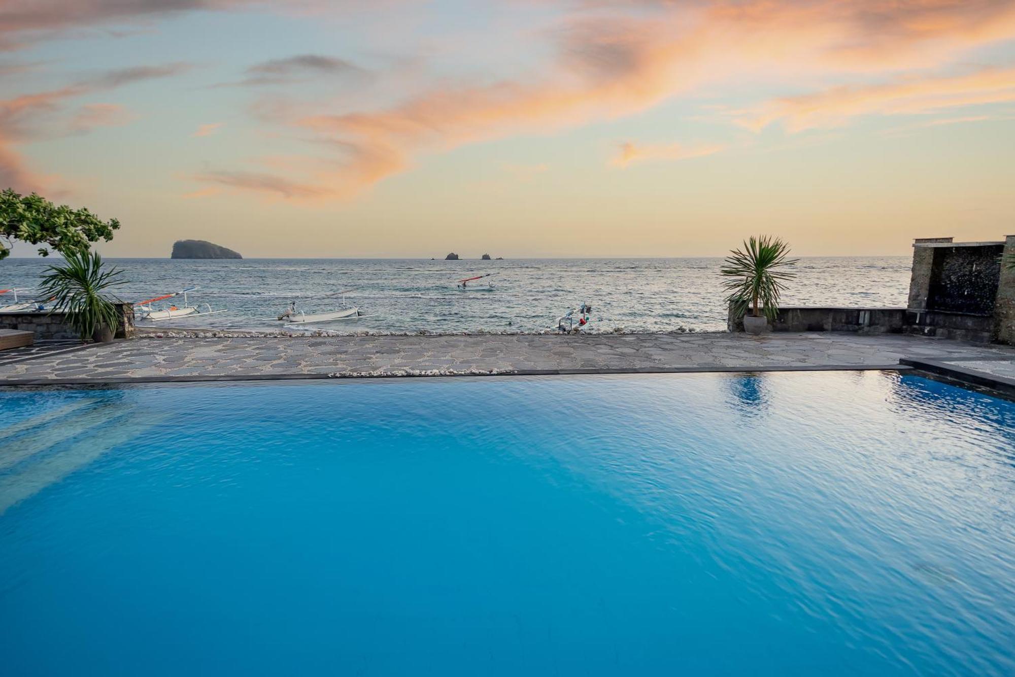 Candidasa Ganesh Beach Hotel מראה חיצוני תמונה