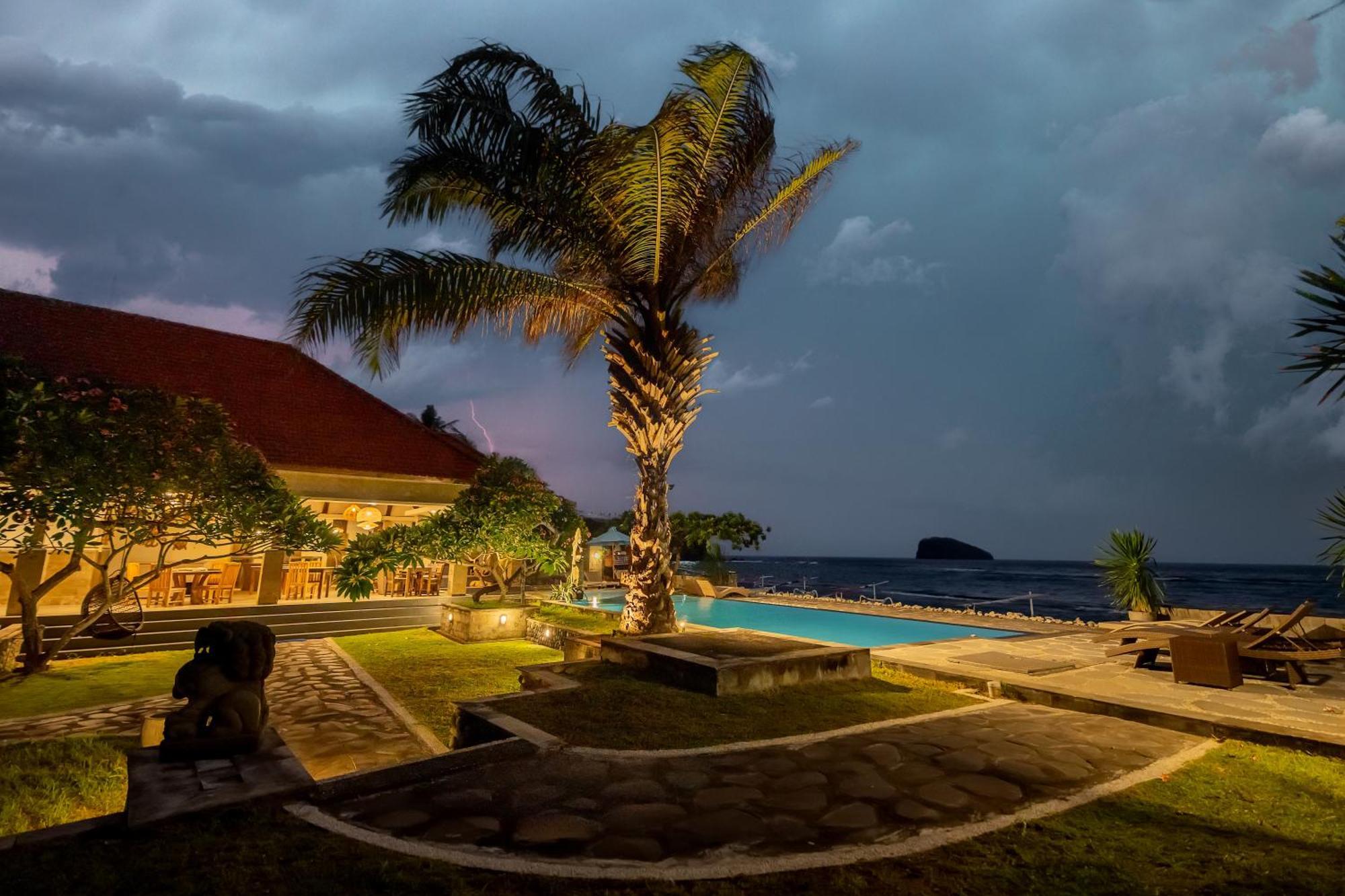 Candidasa Ganesh Beach Hotel מראה חיצוני תמונה